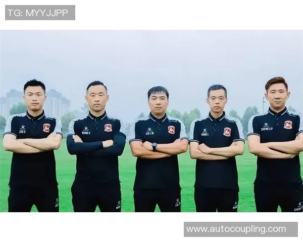 发福后的足球明星们：从巅峰到圆润的精彩人生转变